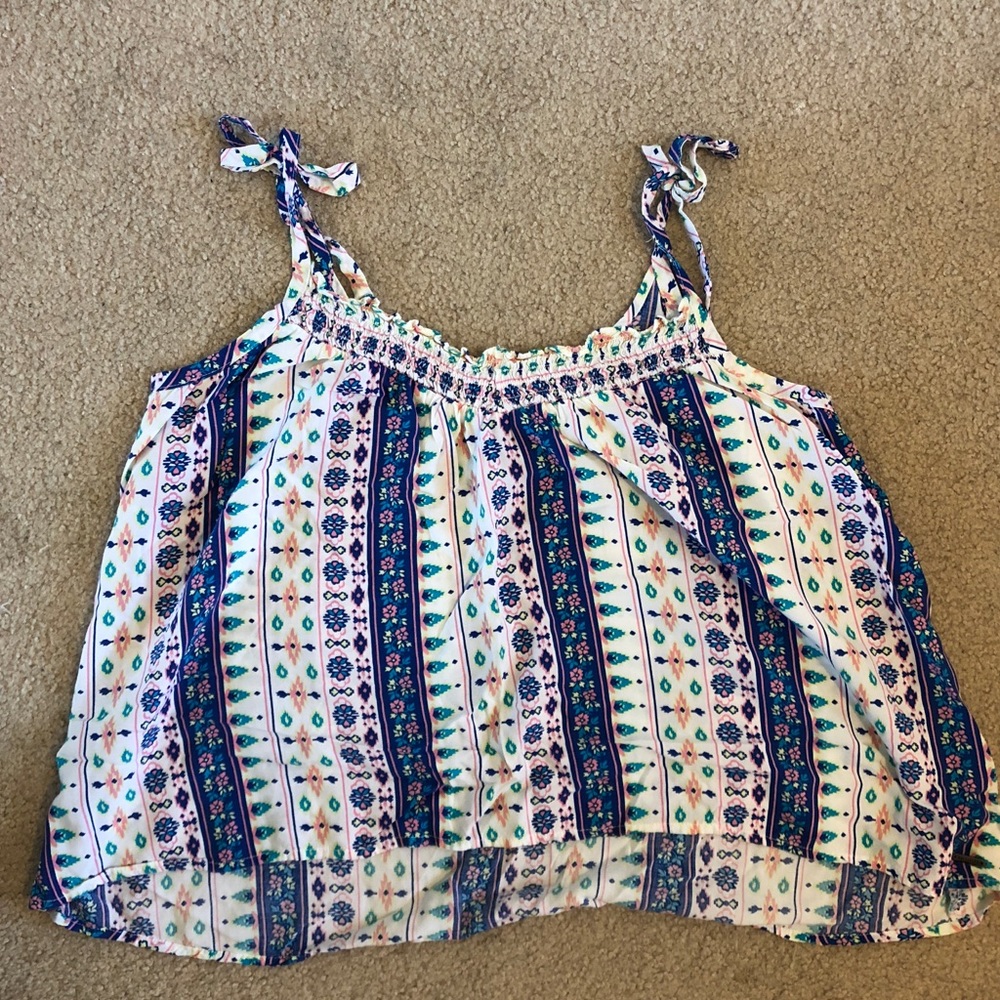 Hollister Tribal Tank
